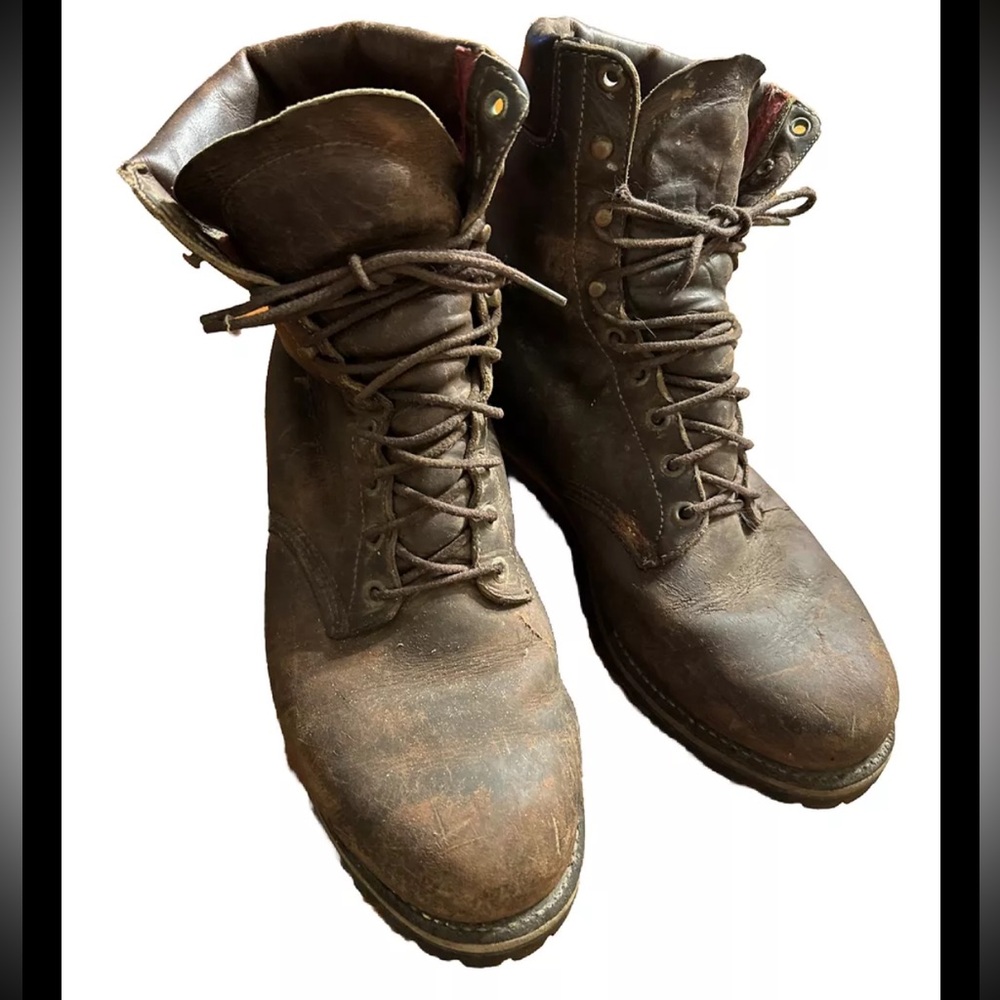 Size 10 Chippewa Men’s Boots, Brown, Vibram Soles, VG+ Condition